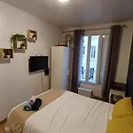 Charming Apartment Near Sacre-Coeur